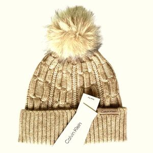 Calvin Klein Hat Tan Knit Beanie W/ Faux Fur Pom Pom Soft Lining